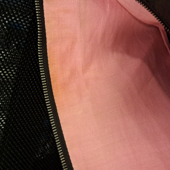 Victoria's Secret vintage black bag with pink lining - Picture 9 of 9